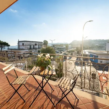 Avernum Relais Appartement Pouzzoles
